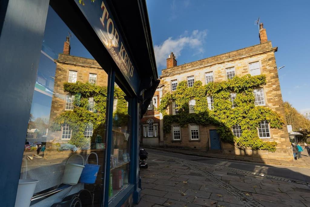 Fryers Cottage - Beautiful 2 Bedroom Town & Country Cottage On Edge Of Peak District Wirksworth 외부 사진